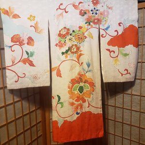 Japanese Vintage Children's Kimono with Gold Embroidery and Red Flowers